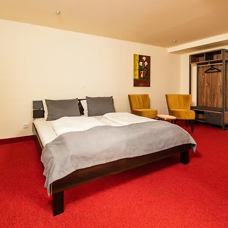 S&d Hotel 3*